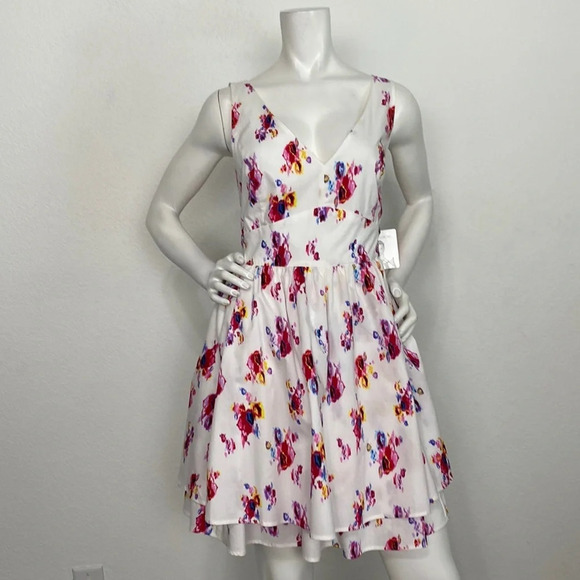 Prabal Gurung "NEW" White Floral V-Neck Ruffle Sleeveless Mini Dress Size 12 - Picture 2 of 11